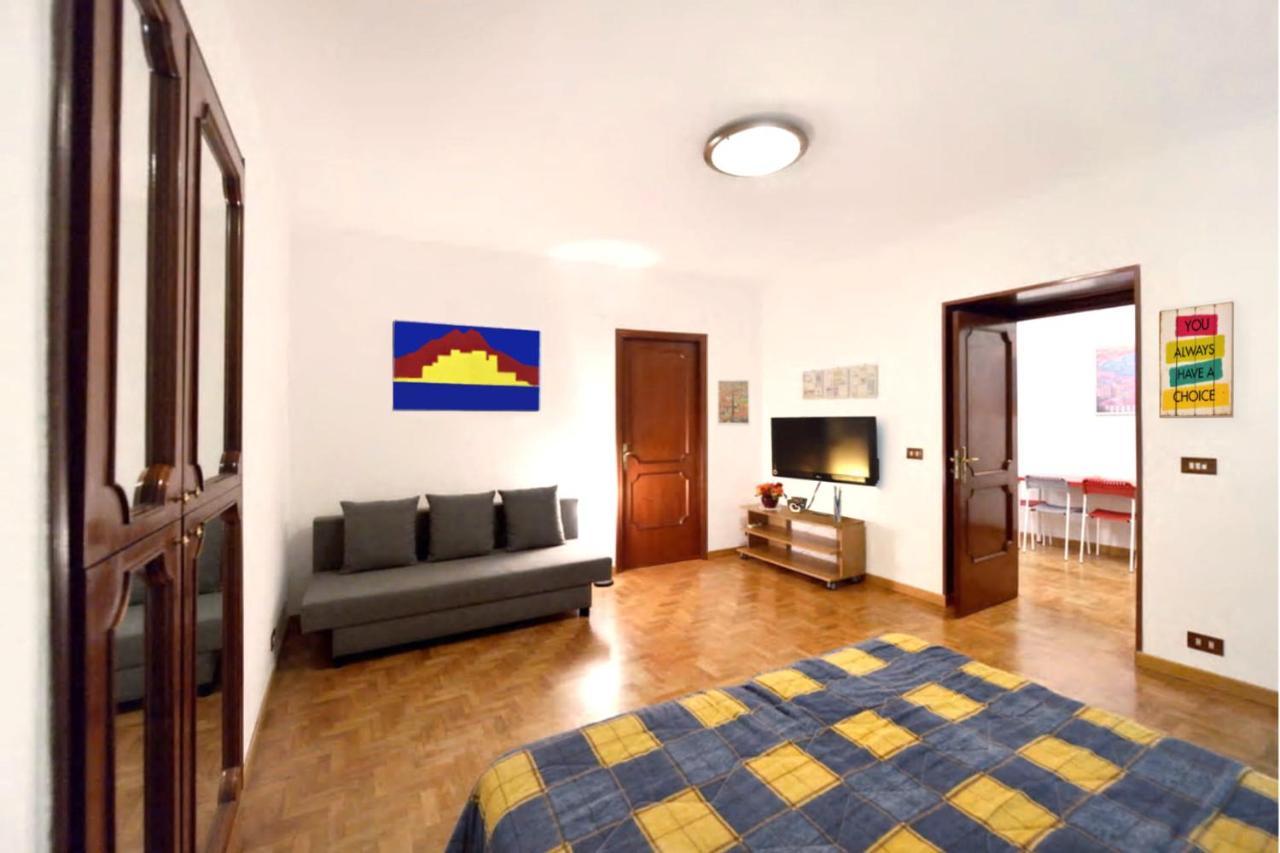 La Casita Toledo - In Pieno Centro Villa Naples Exterior photo